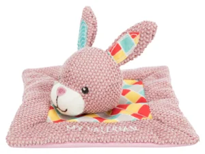 Conejo de Peluche con Mantita y Valeriana – Trixie Junior